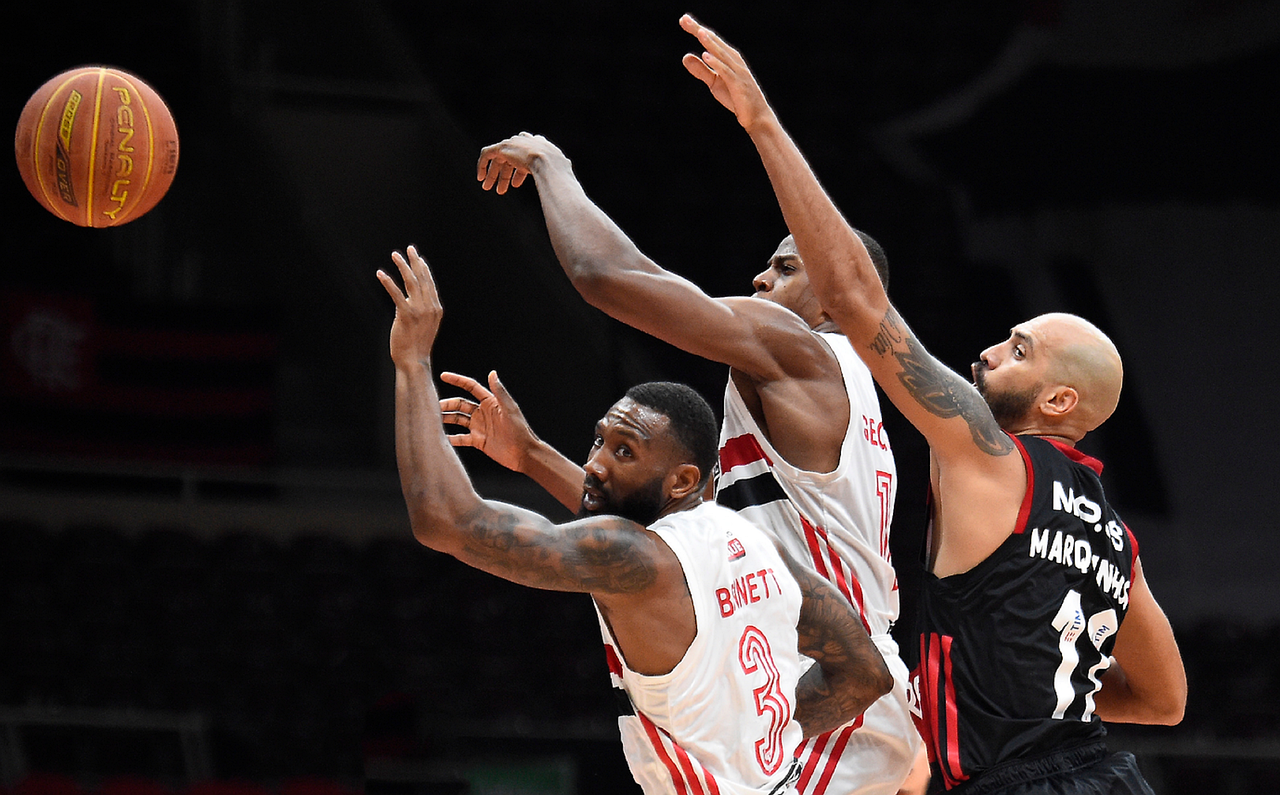 Basketball-Stars und die NBA